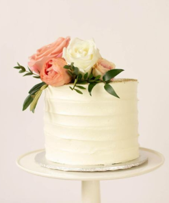 Prepossessing Floral Cake