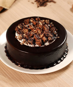 Crushed Kitkat Cake