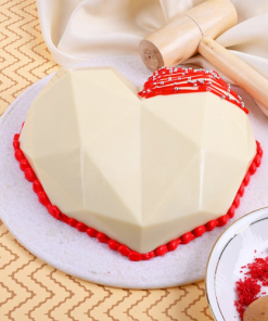 Valentine Pinate Cake